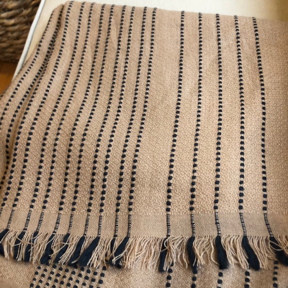 Tan and Black Scarf - Picture 2 of 4